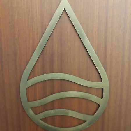 Aura * 拉哥斯